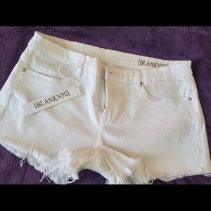 Blanknyc little queenie shorts